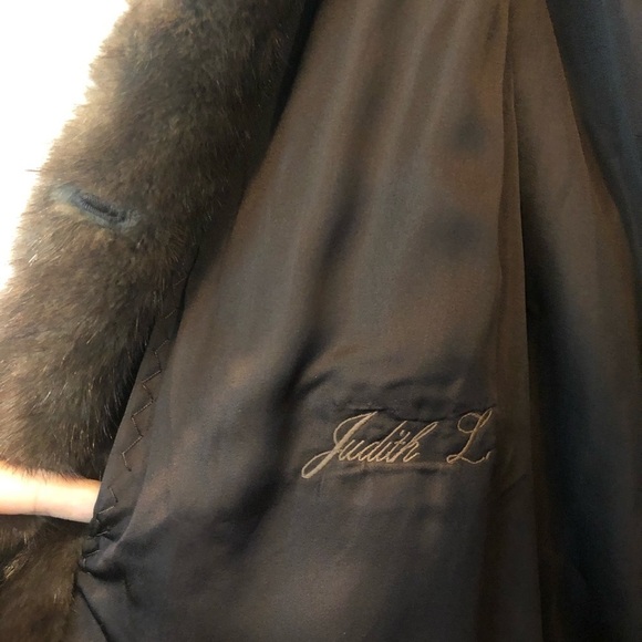 Revillon Fur Long Brown Mink Coat *heavy weight with pockets | Carolina Herrera - Picture 9 of 11